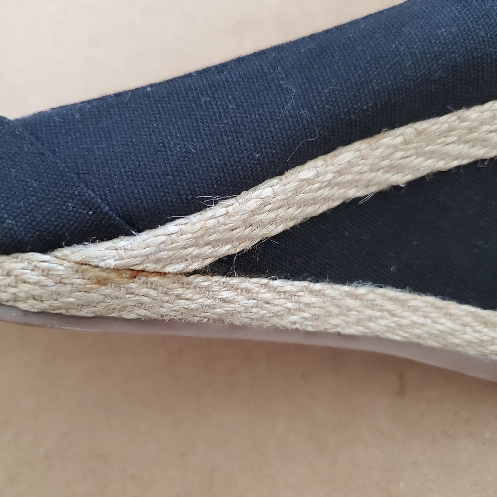 Shoes - Picture 5 of 13